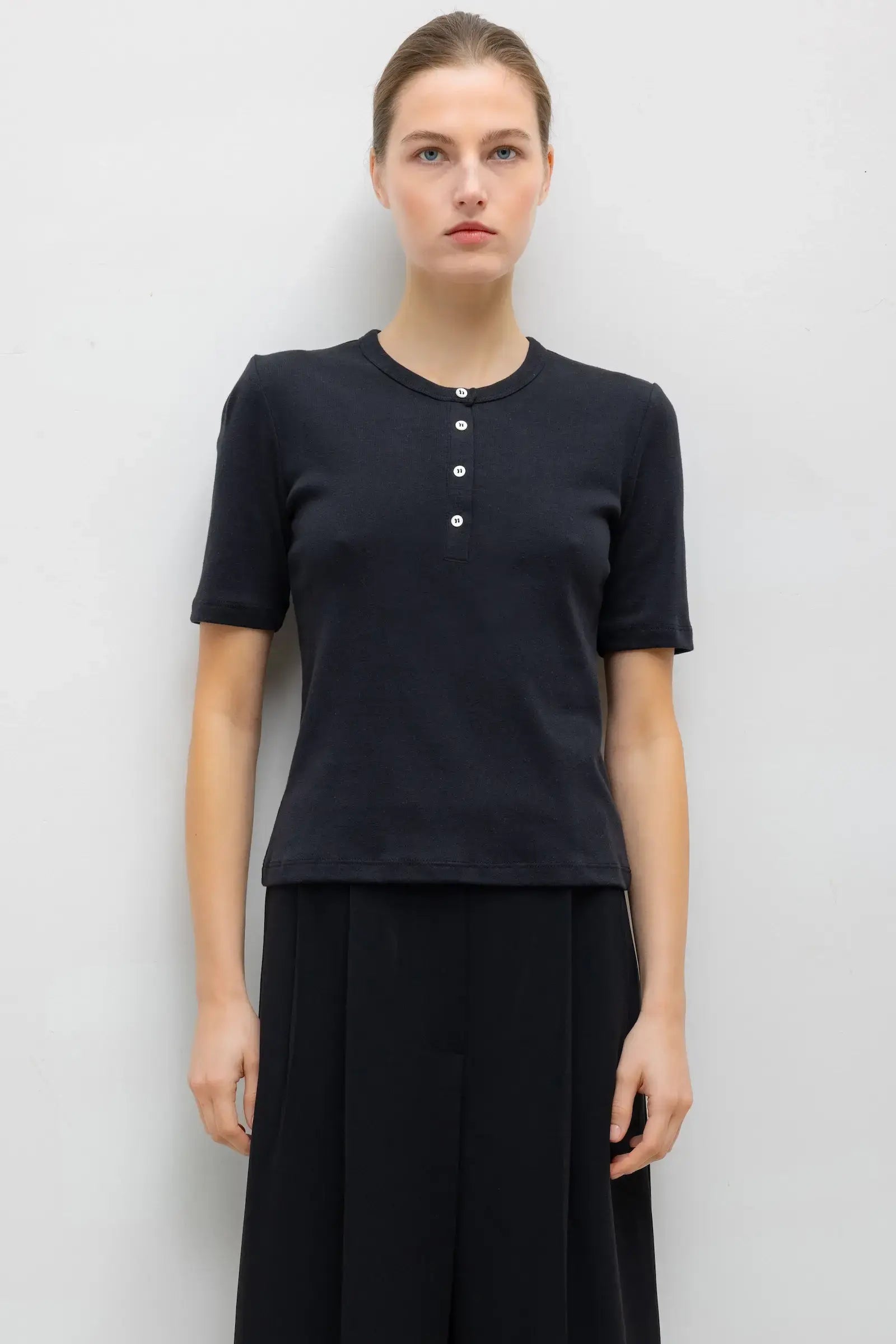 Nando Short Sleeve Henley