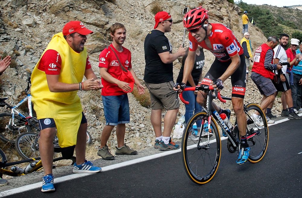 Tom Dumoulin suffers over the final climb.