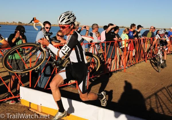 Brandon Dwight (Cycle Sport) chasing Parbo