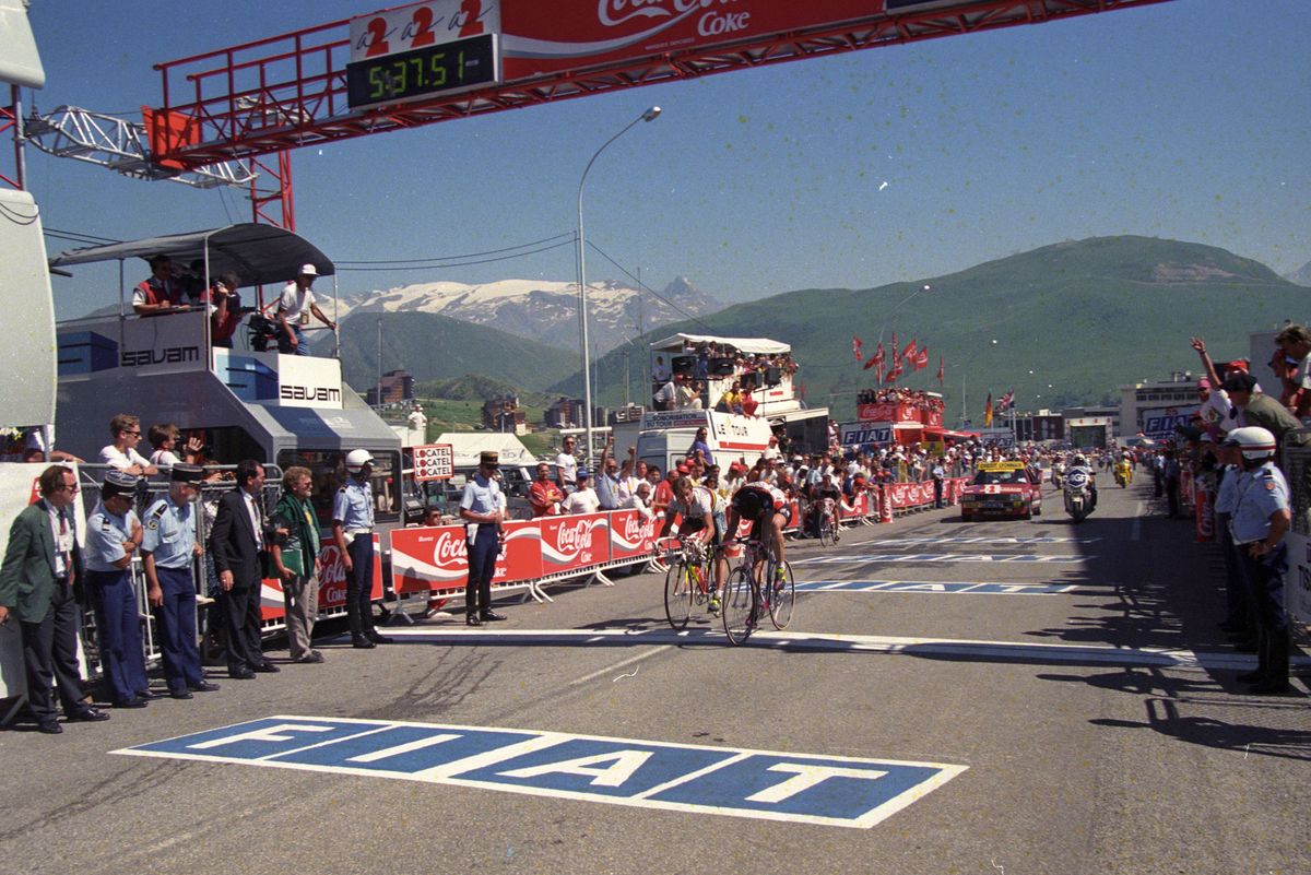 11071990 Tour De France Tappa 10 Saint Gervais Lalpe Dhuez 1990 Salotti Chateau Dax Bugno Gianni Lalpe Dhuez