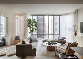 Manhattan condo by Renzo Piano and Holly Waterfield