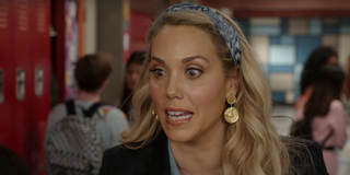 elizabeth berkley saved by the bell revival