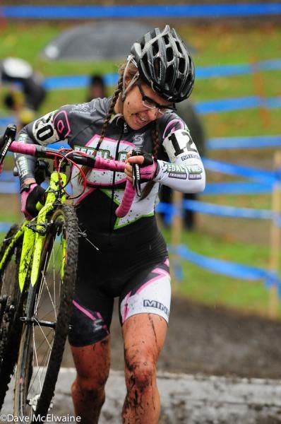 Brittlee Bowman (Pedalpowertraining.com) running the barriers