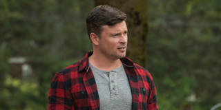 crisis on infinite earths tom welling smallville