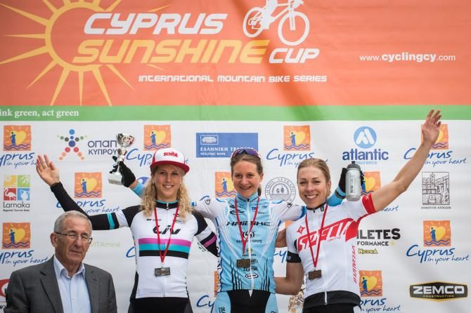 Jolanda Neff, Adelheid Morath and Annika Langvad at the awards ceremony