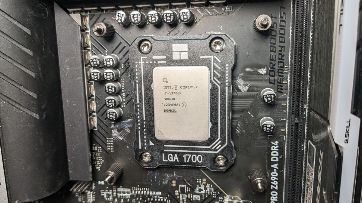 Cooler Master MA824 Stealth