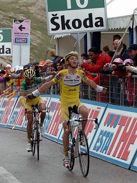 Riccardo Ricc&ograve; (Saunier Duval-Prodir) wins.