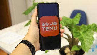 Temu Shopping app on Samsung phone