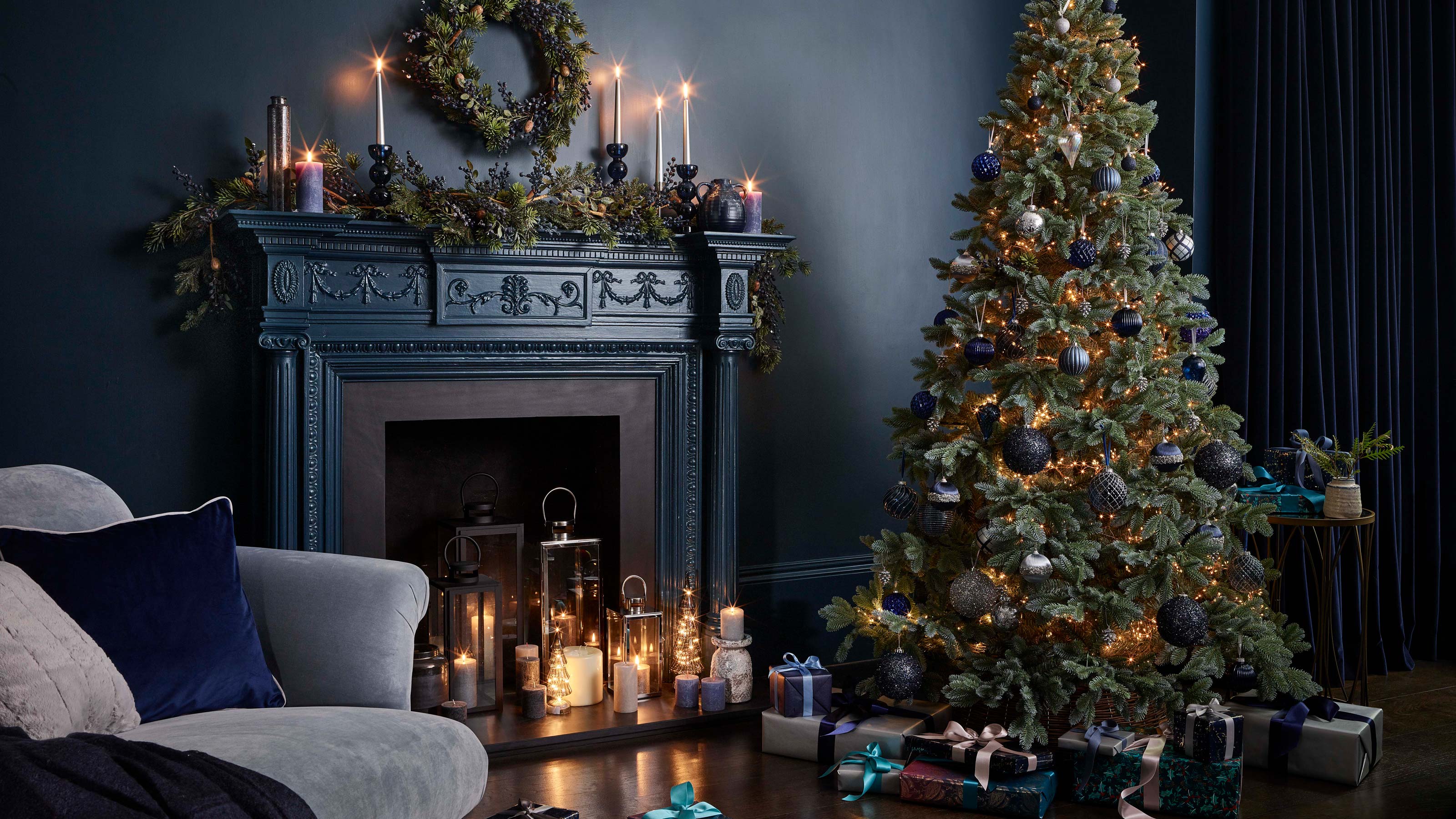 Emily Henderson\'s trending color Christmas tip | Real Homes