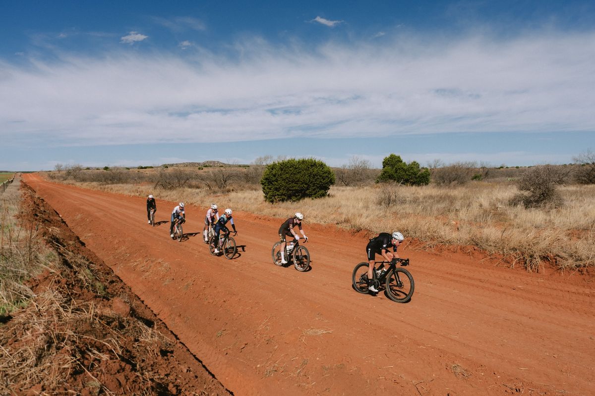 Six elite men's riders in Caprock State Park