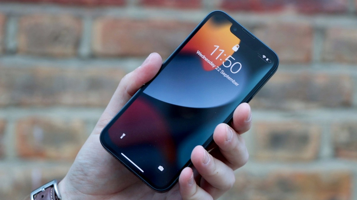 Apple iPhone 13 Pro Review: Still great in 2022