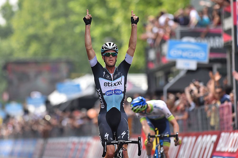 Iljo Keisse salutes his win at the final stage of the 2015 Giro d'Italia.