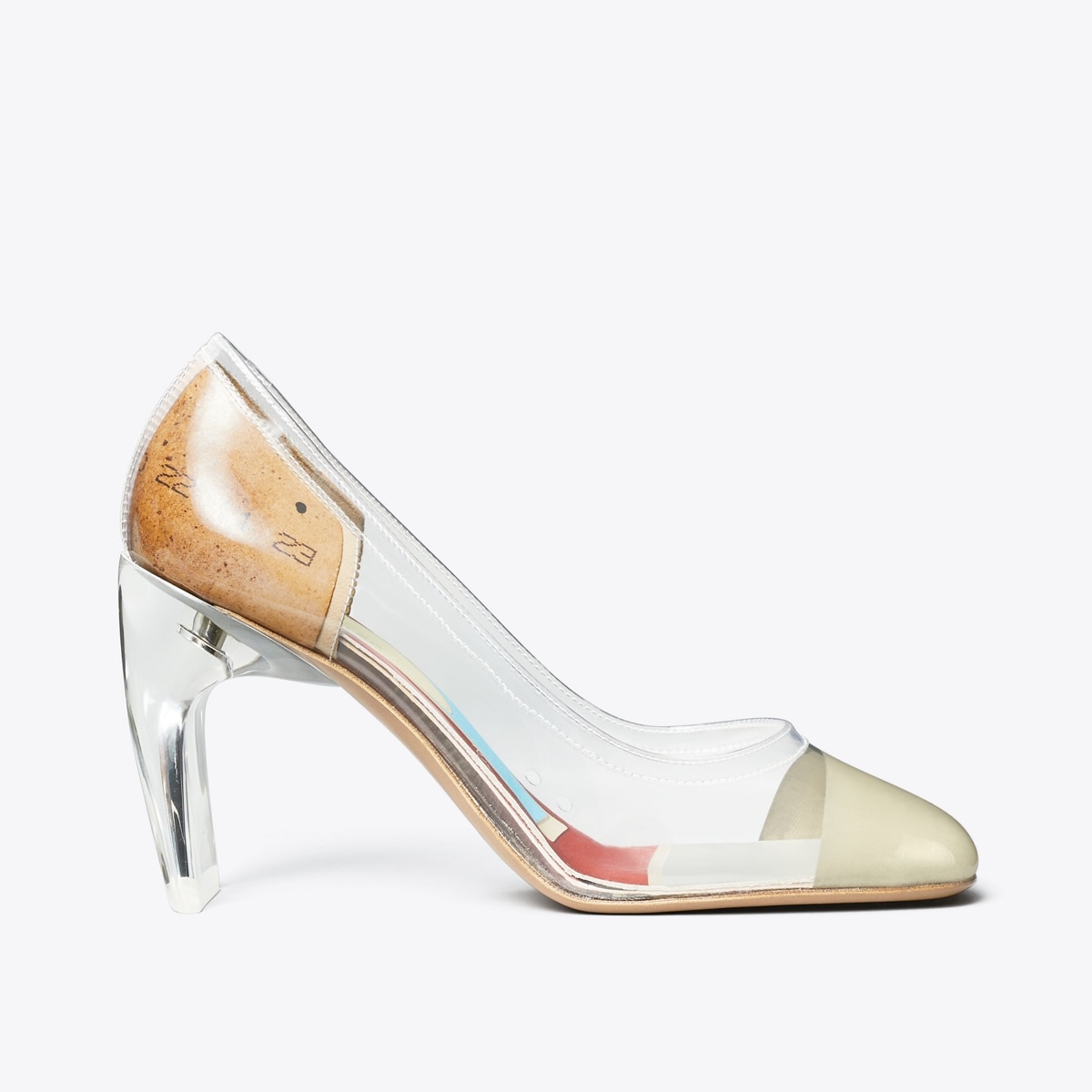 Clear Pump in White, Size 10.5