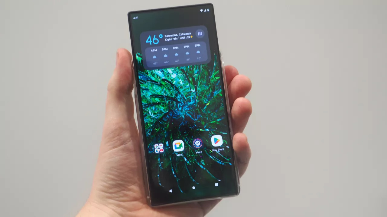 10 futuristic bits of phone tech that are already here