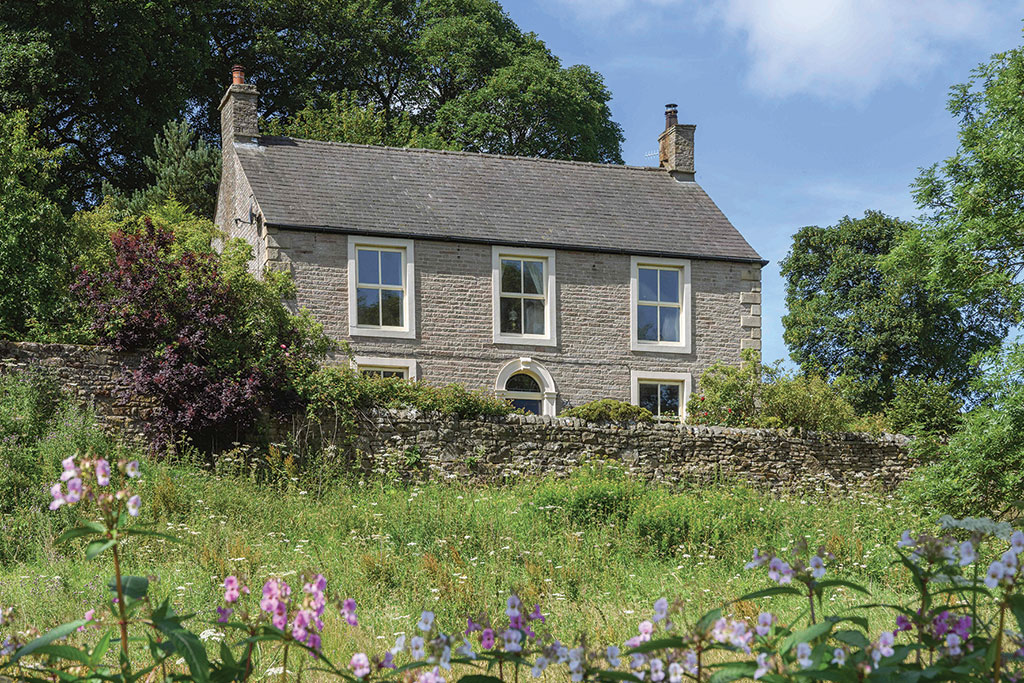 Property for sale: The Old Farm House, Whaley Bridge, High Peak, Derbyshire.