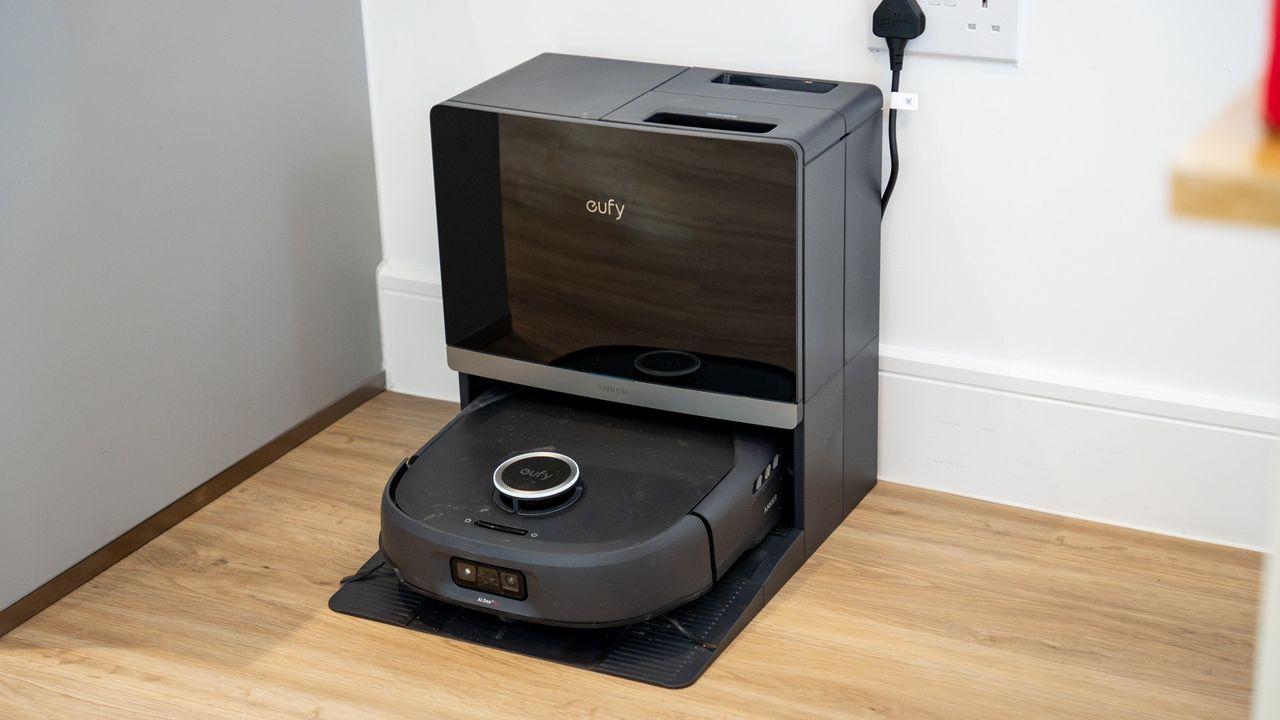 Eufy Omni E35 robot vacuum
