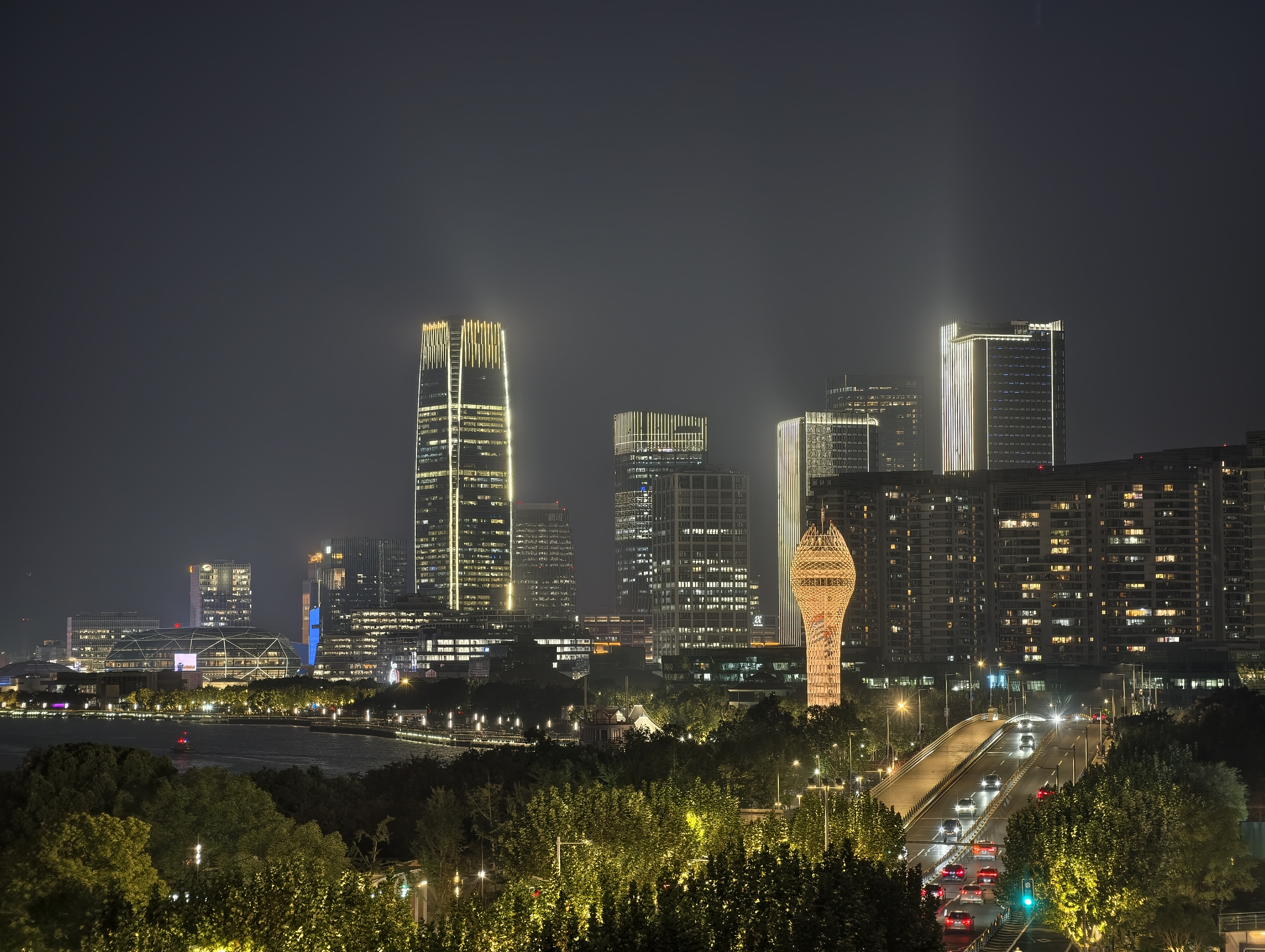 Cityscape in China taken on the vivo X300 pro