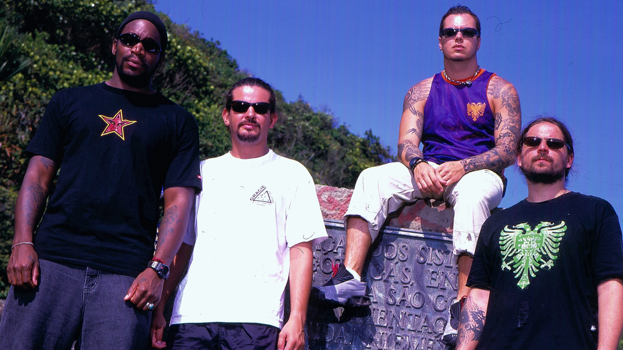 Sepultura in 2001