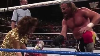 Jake Roberts confronting Miss Elizabeth