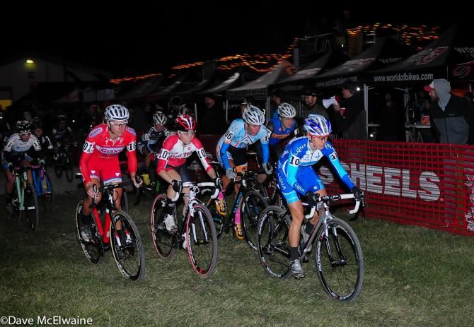Katerina Nash (Luna Pro Team) takes the hole-shot