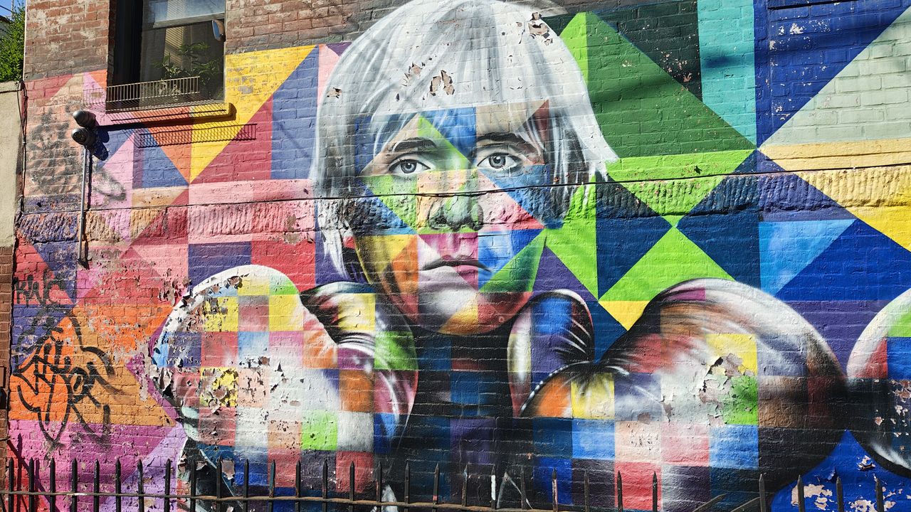 Motorola Razr 50 Ultra sample image