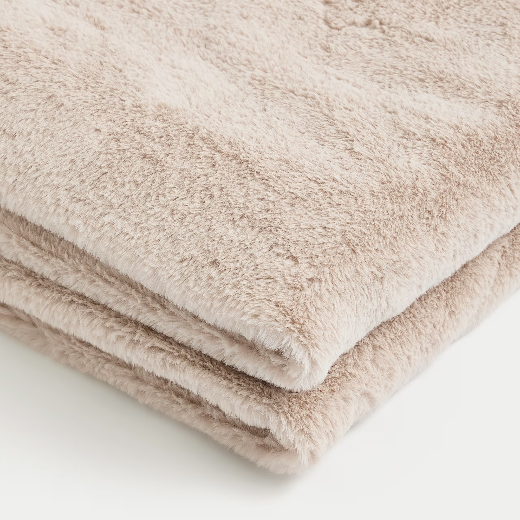 M&amp;amp;S Supersoft Faux Fur Throw