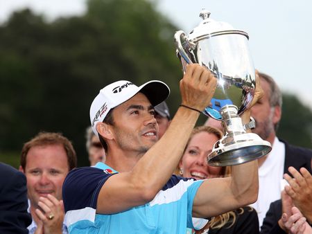 Camilo Villegas defends Wyndham Championship