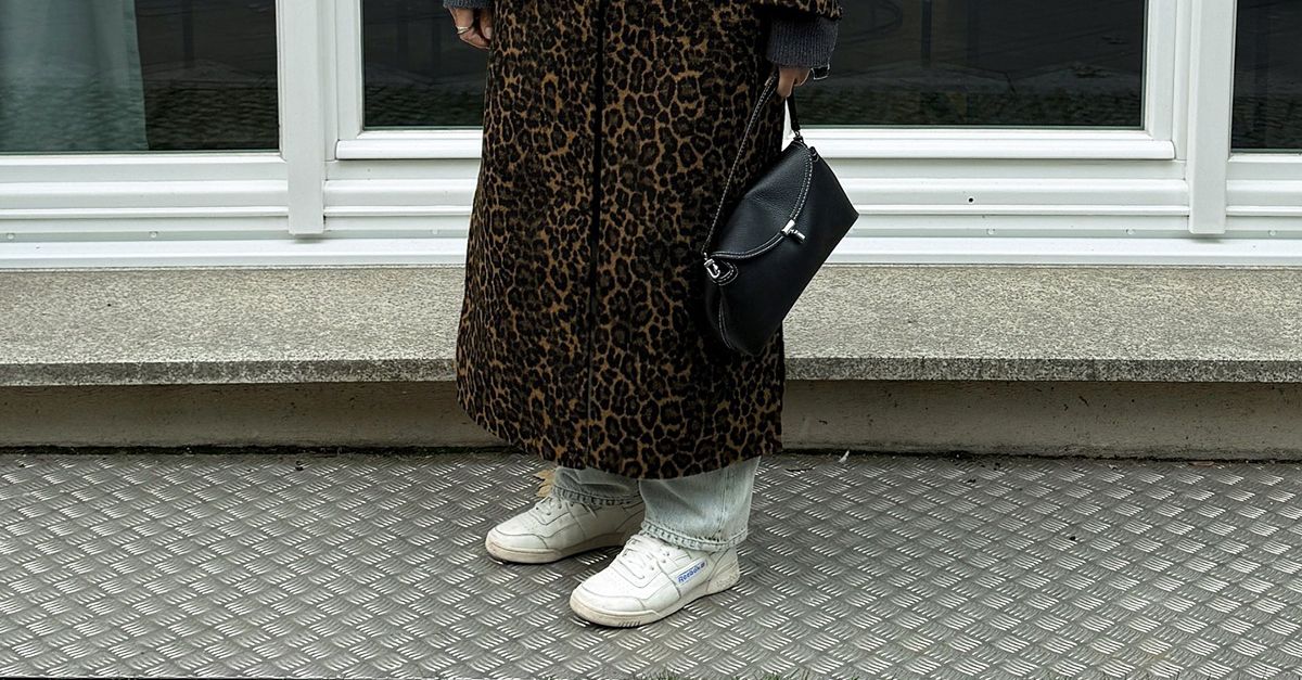 7 Elegant Fall Sneaker Outfits to Try