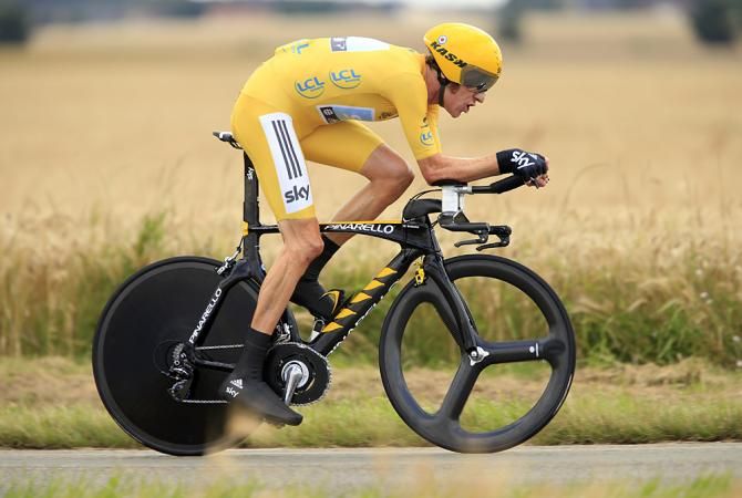 An Olympic and world champion pursuiter, Bradley Wiggins could naturally hold a very aerodynamic position and still put out power