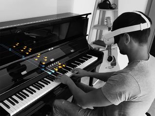 Oculus Quest 2 Playing Ar Piano