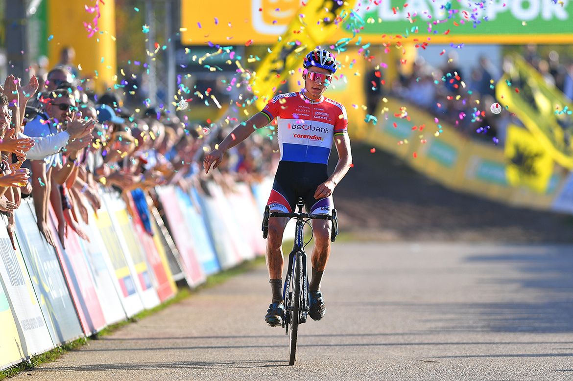 Mathieu van der Poel wins the Zonhoven Superprestige.