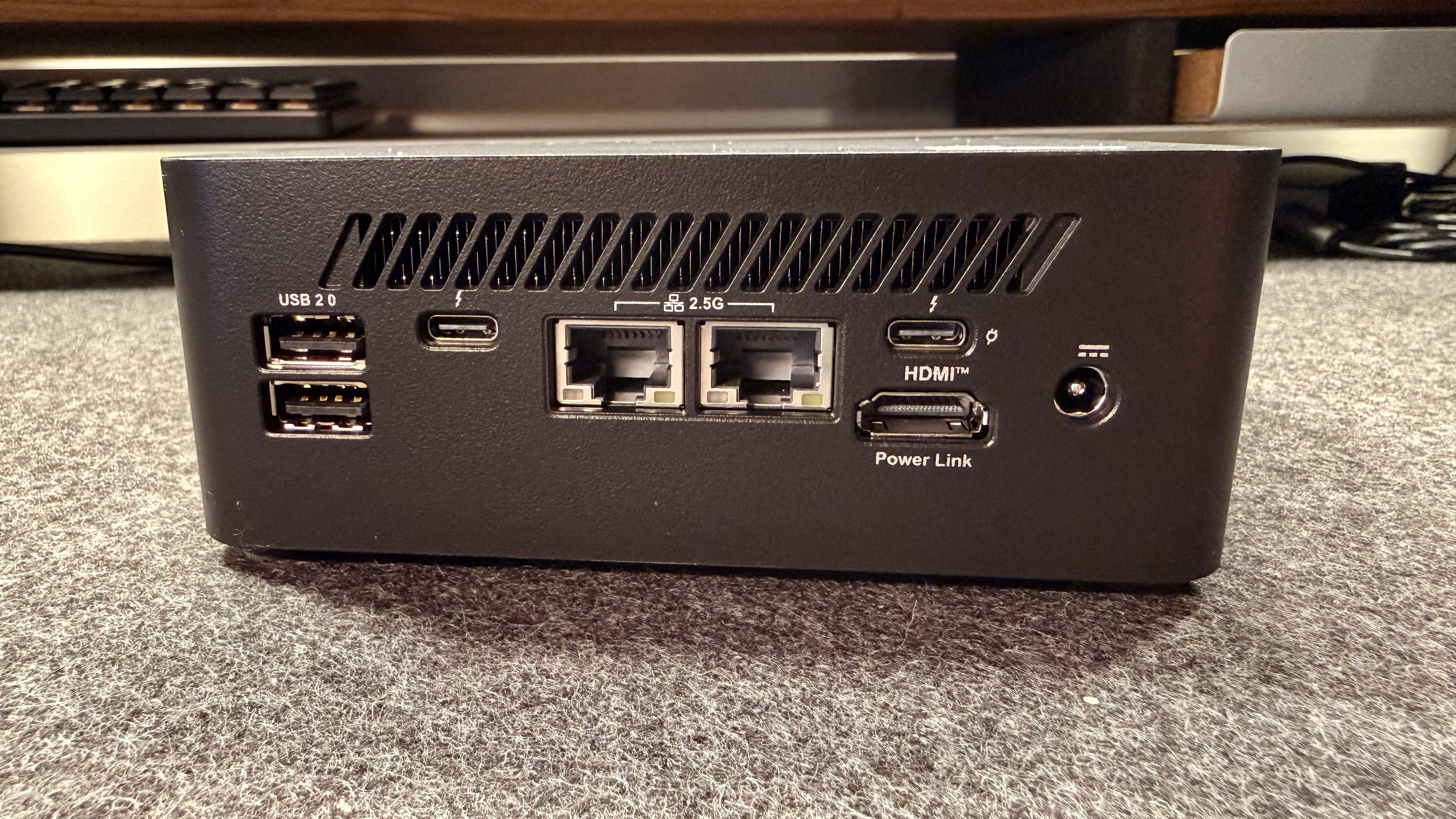 MSI | Cubi NUC AI+ 2MG