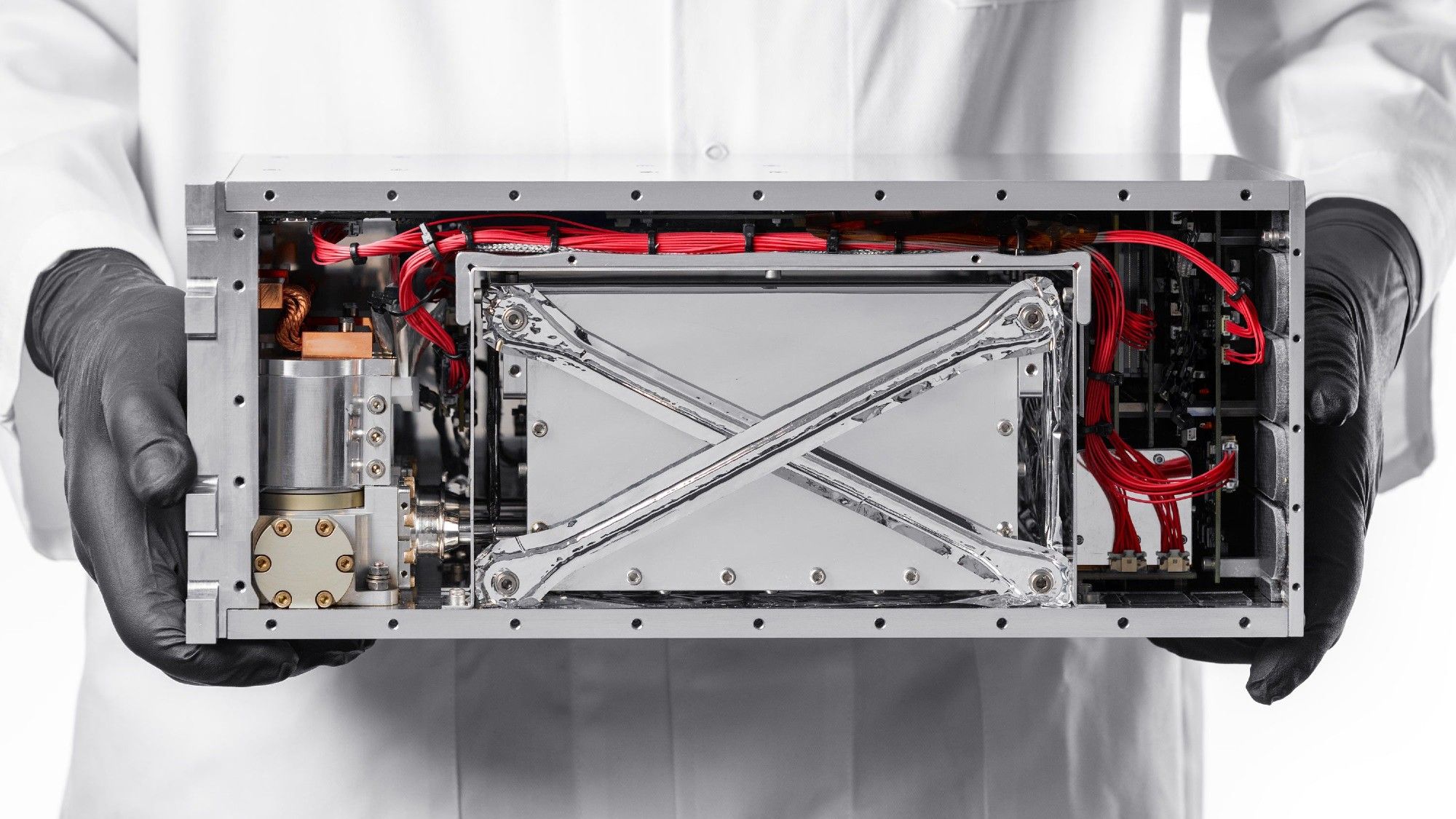 space.com - Tereza Pultarova - Acceleration without fuel:' Revolutionary superconducting thruster harnesses Earth's magnetic field in 1st orbital test