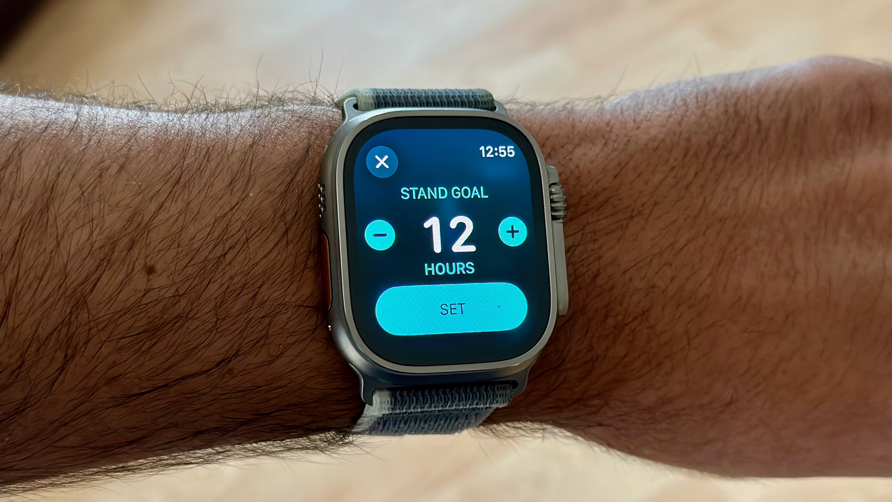 Changing the number of stand alerts on the Apple Watch Ultra 2