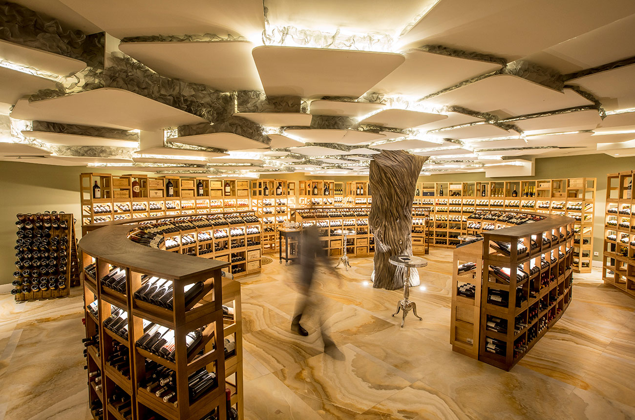 Coque restaurant wine cellar, Madrid