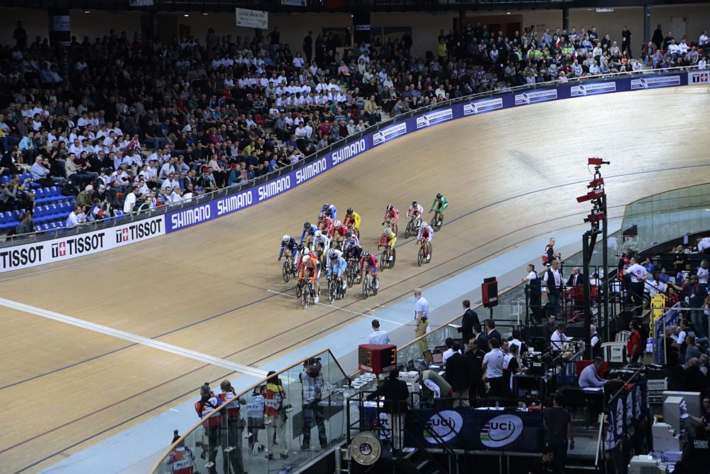 The women's omnium - scratch race