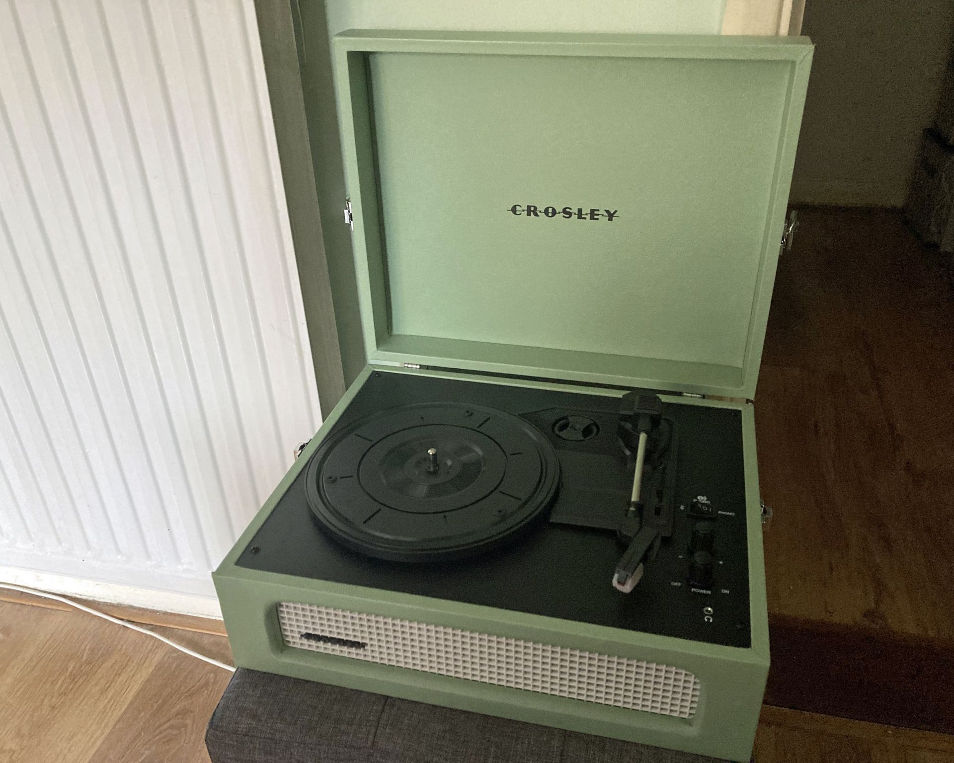 voyager record player review