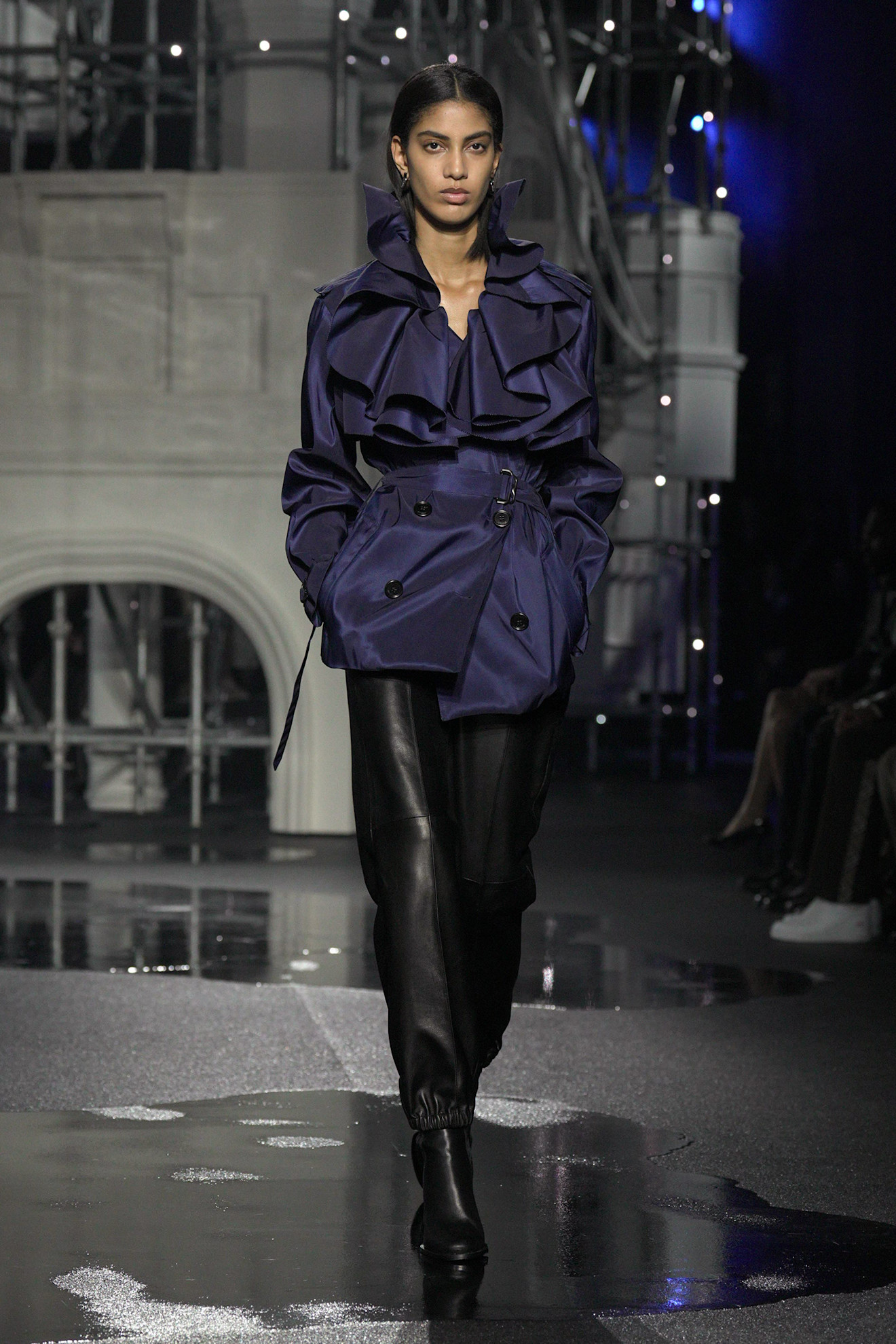 models are burberry winter 2026 wearing jackets.