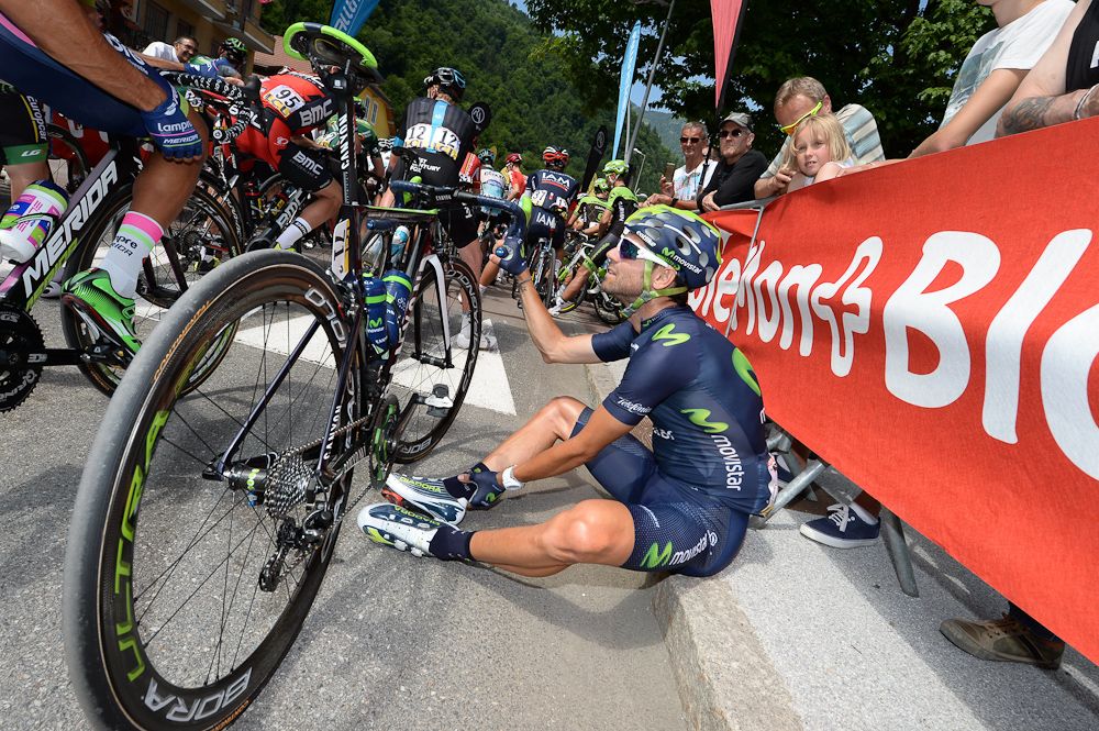 Alejandro Valverde waits for stage 1 to start.
