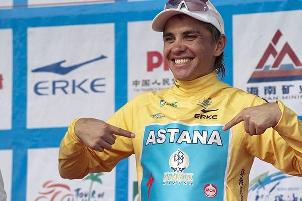 This is my team boys and they helped me get here: Valentin Iglinskiy (Astana) had great support from his Pro-Tour team all the way through the Tour of Hainan.
