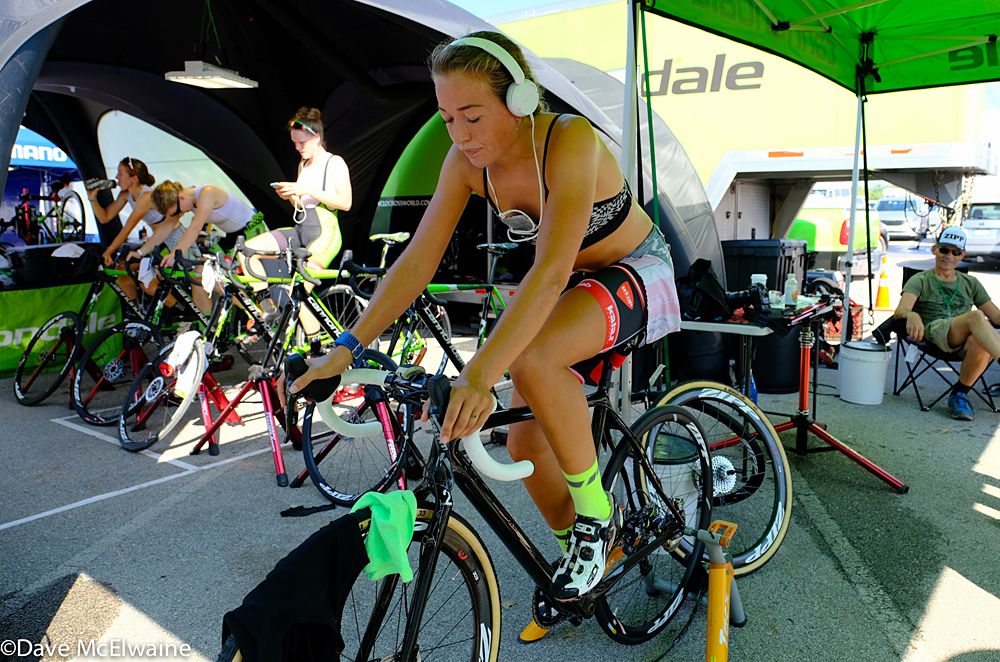 Sophie De Boer (NED) warming up on her trainer before the race