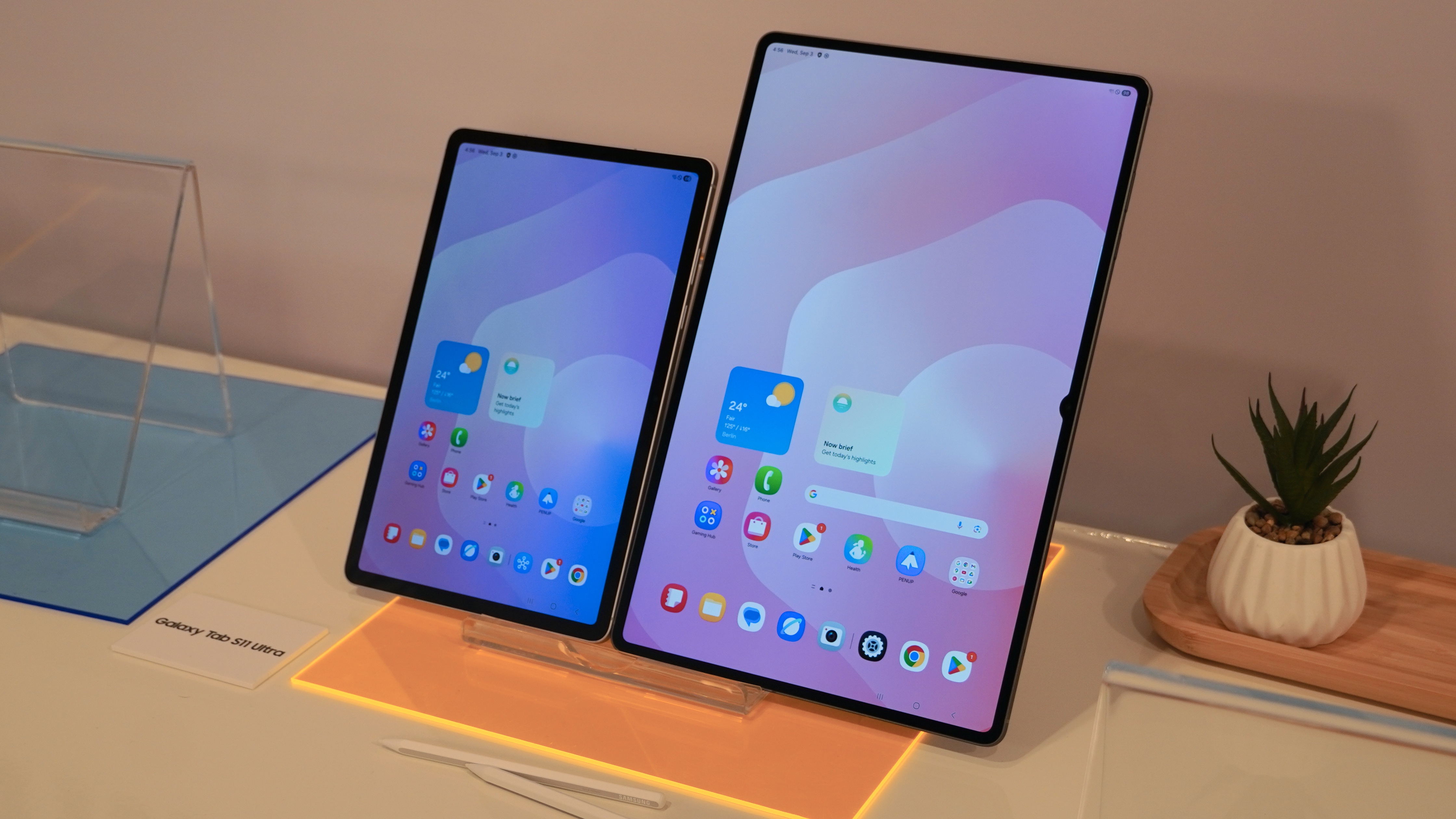 The Samsung Galaxy Tab S11 and S11 Ultra.