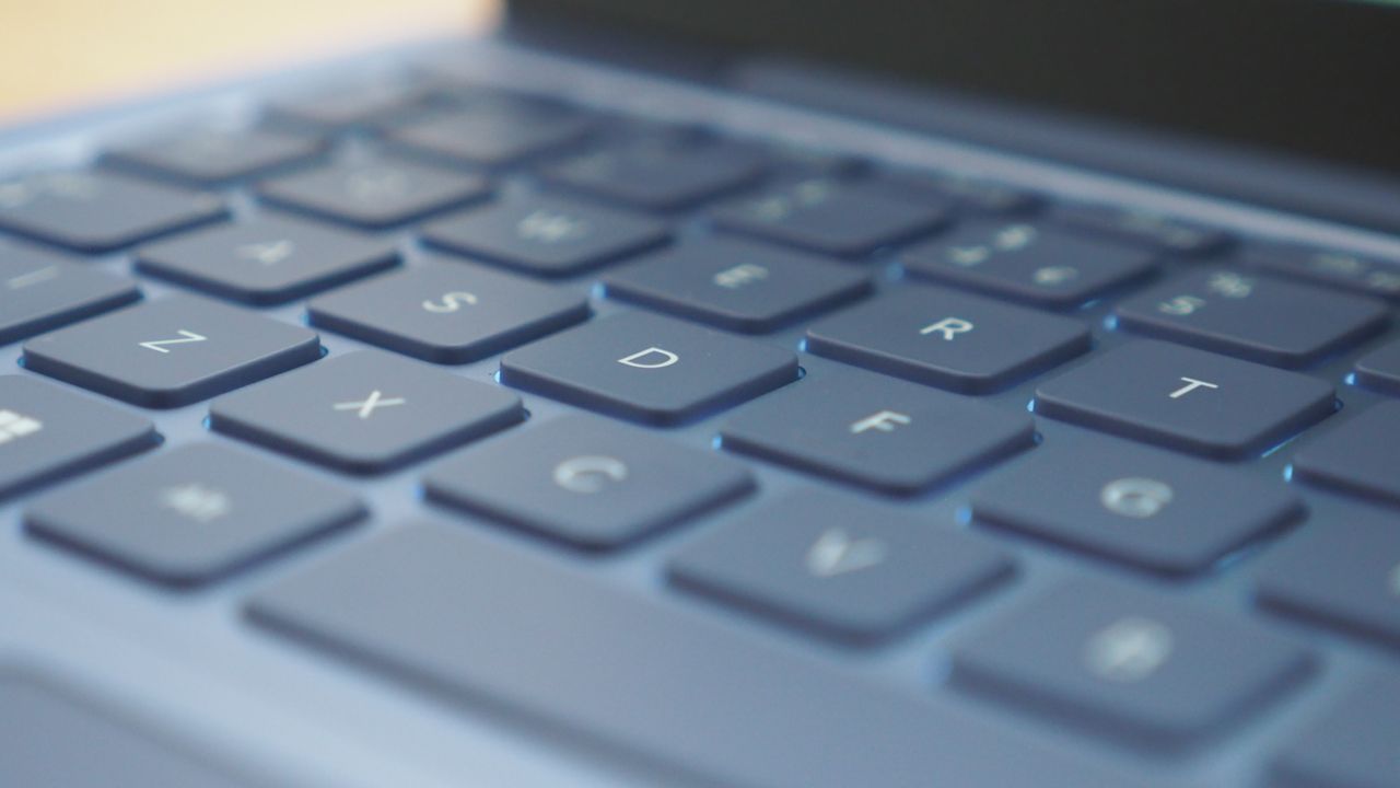 Microsoft Surface Laptop 13 (2025) review