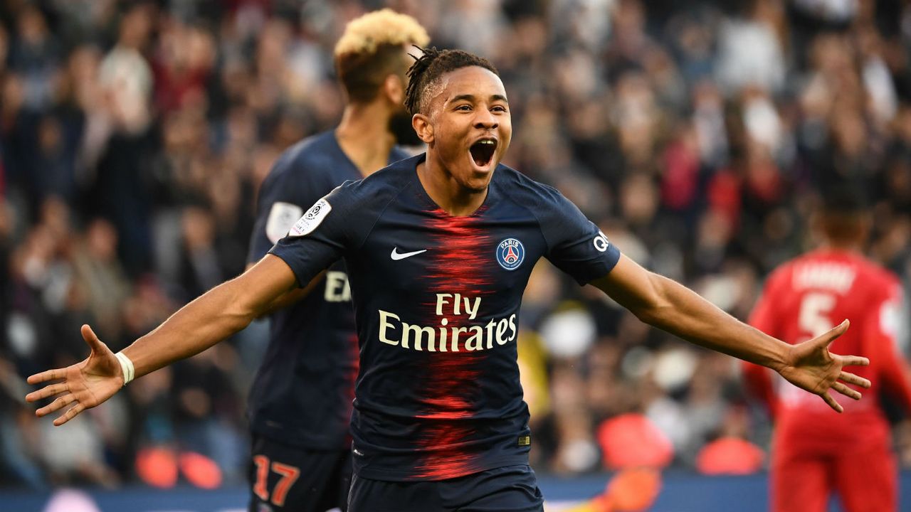 Arsenal manager Unai Emery is keen on signing Paris Saint-Germain midfielder Christopher Nkunku 