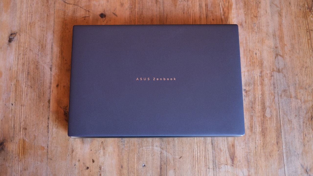 Asus Zenbook Duo (2026) review image