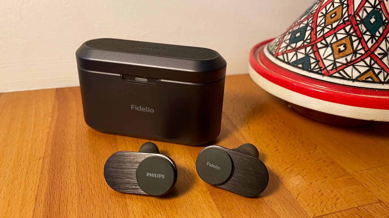 Philips Fidelio T1 review