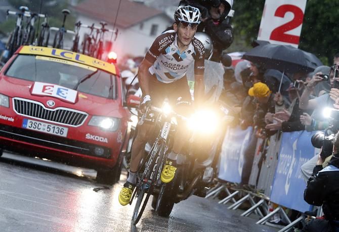 Blel Kadri (AG2R-La Mondiale) solos to his first Grand Tour win