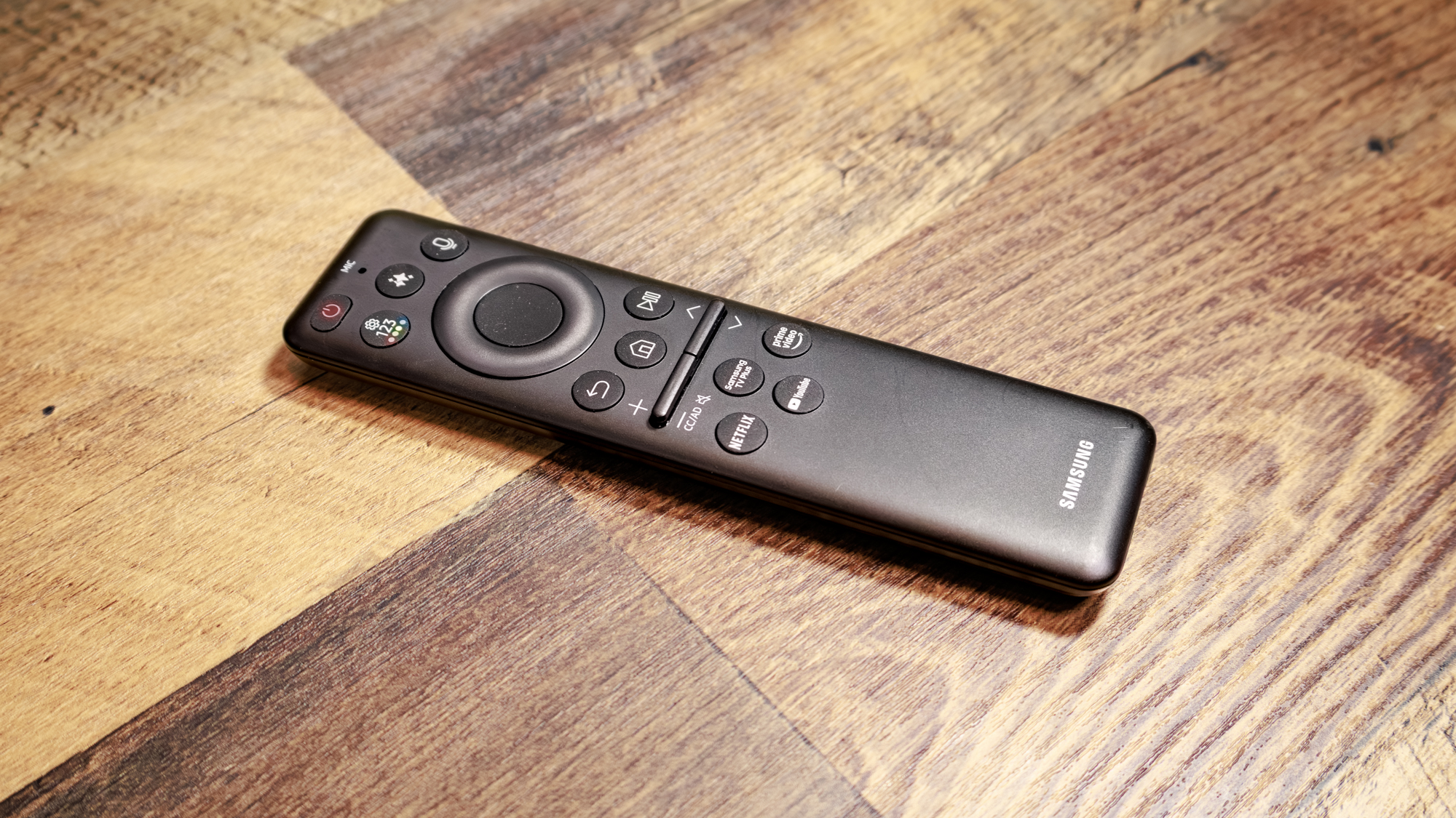 Samsung NEO QLED QN70F TV on a table