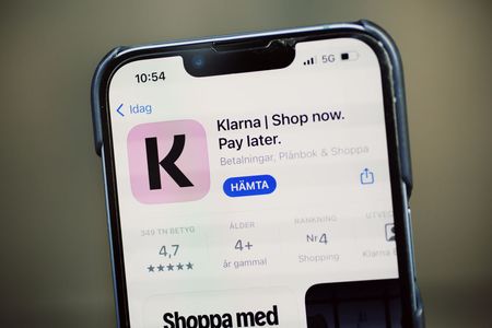 Klarna app on phone