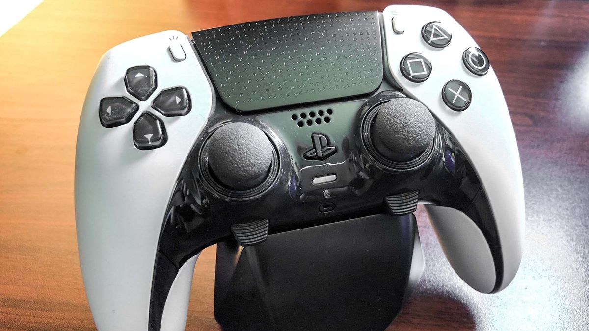 I just found my favorite PC gaming controller — there's just one ...